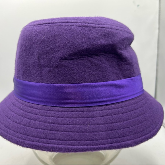Elegant Purple Church Cloche Hat  sz 57 (metric). 7 1/8 - Picture 3 of 4